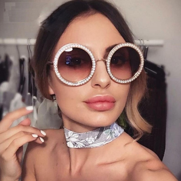 Accessories - Royal Round Sunglasses with Swarovski Crystals